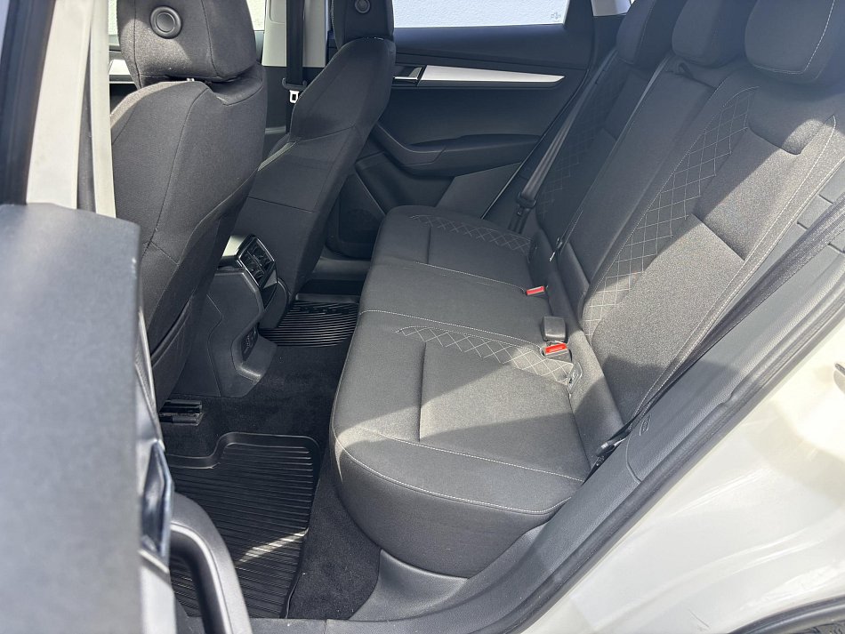 Škoda Karoq 2.0 TDi Ambition 4x4