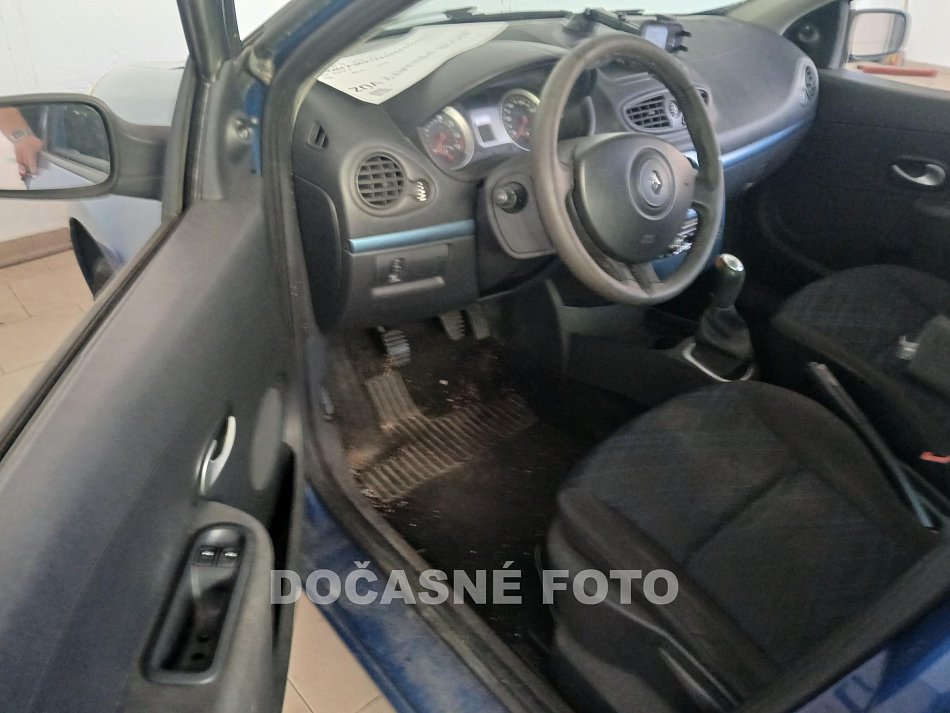 Renault Clio 1.2 16V 