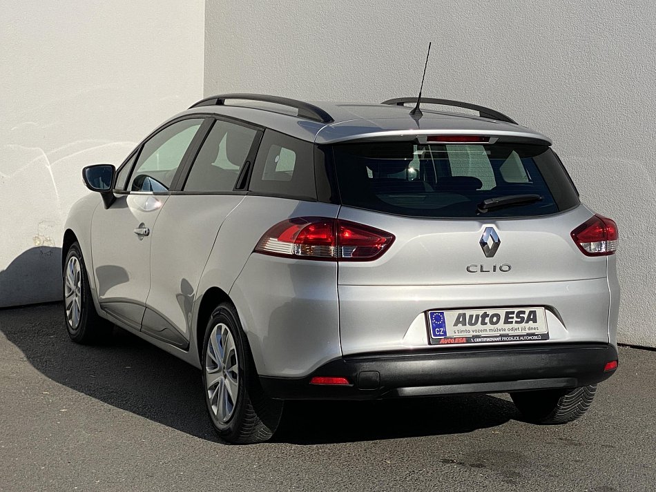 Renault Clio 1.2i 