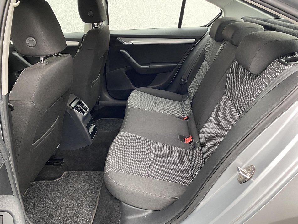 Škoda Octavia III 1.4 TSI Ambition