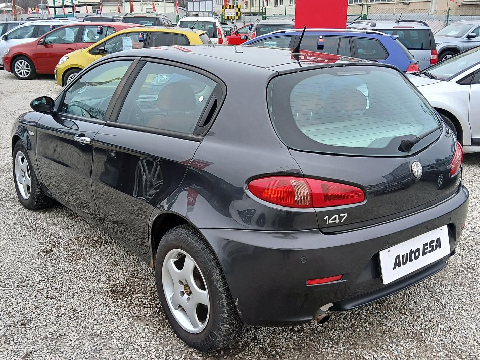 Alfa Romeo 147 1.9 JTD Distinctive