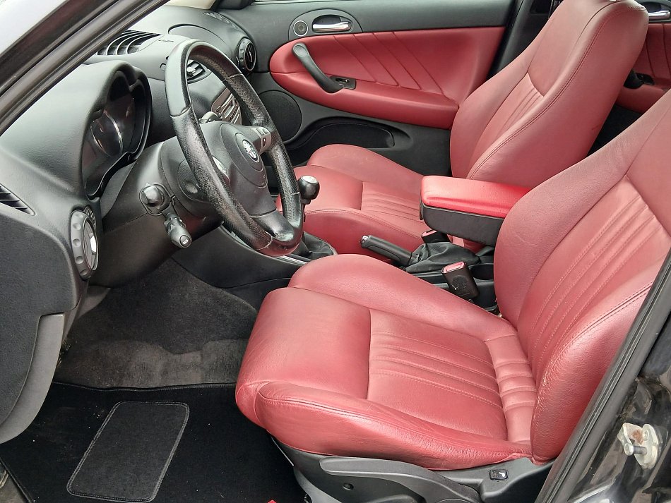 Alfa Romeo 147 1.9 JTD Distinctive