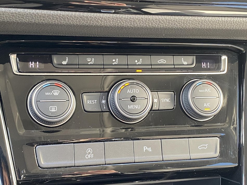 Volkswagen Touran 1.5 TSi Highline