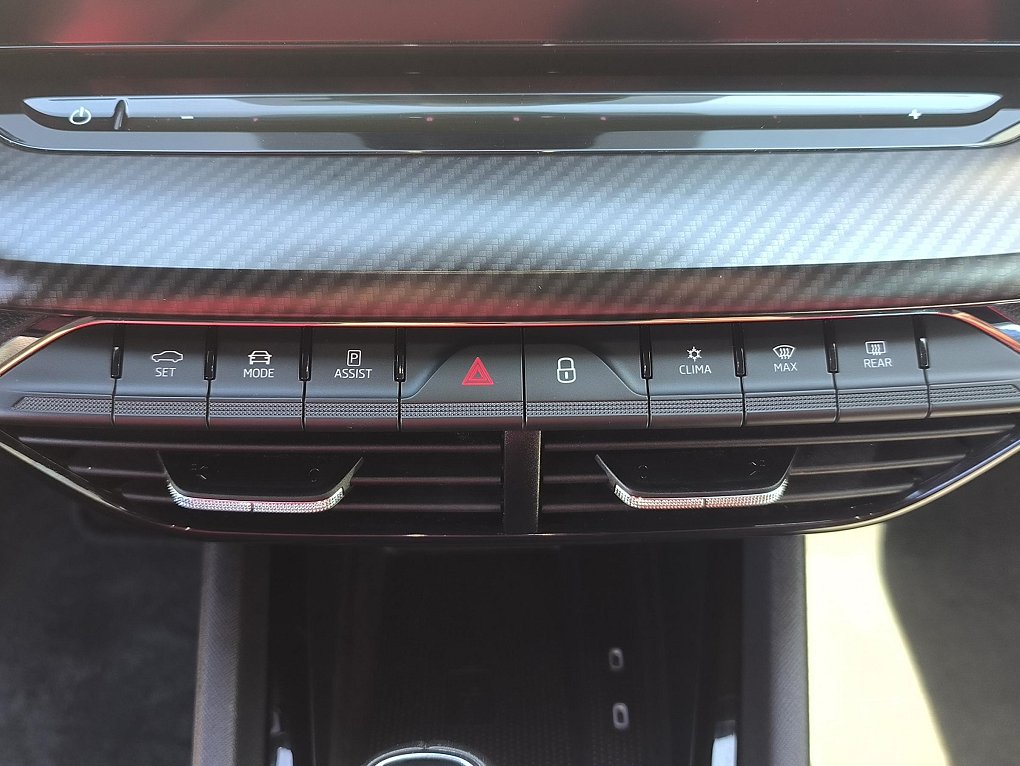 Škoda Octavia IV 2.0 TSi RS