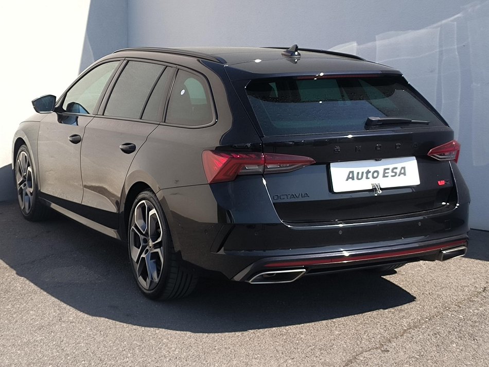 Škoda Octavia IV 2.0 TSi RS