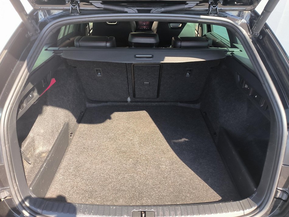 Škoda Octavia IV 2.0 TSi RS