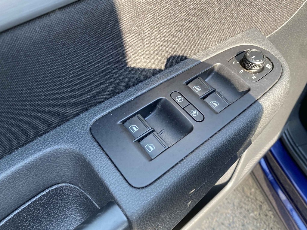 Volkswagen Sharan 2.0 TDi Comfortline 7míst