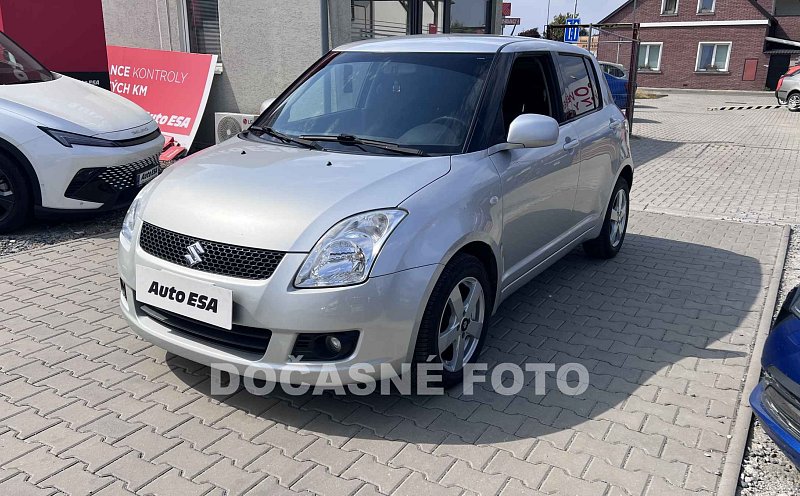 Suzuki Swift 1.3i 