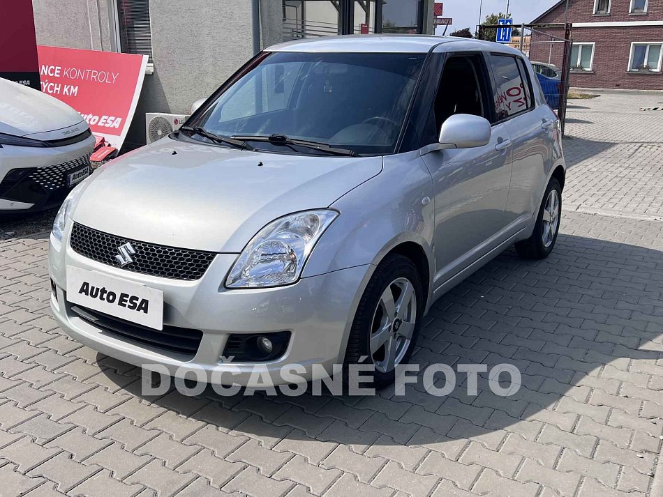 Suzuki Swift 1.3i 