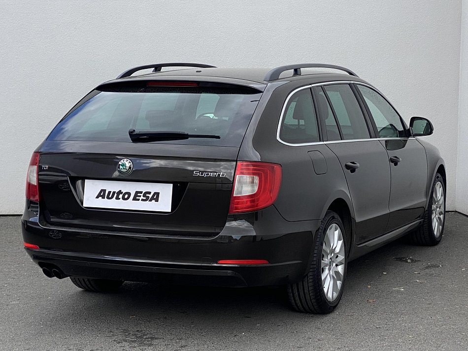 Škoda Superb II 2.0 TDi Ambition