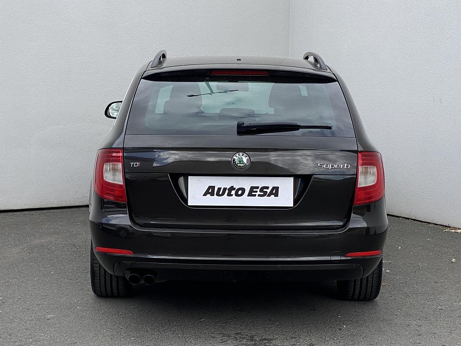 Škoda Superb II 2.0 TDi Ambition