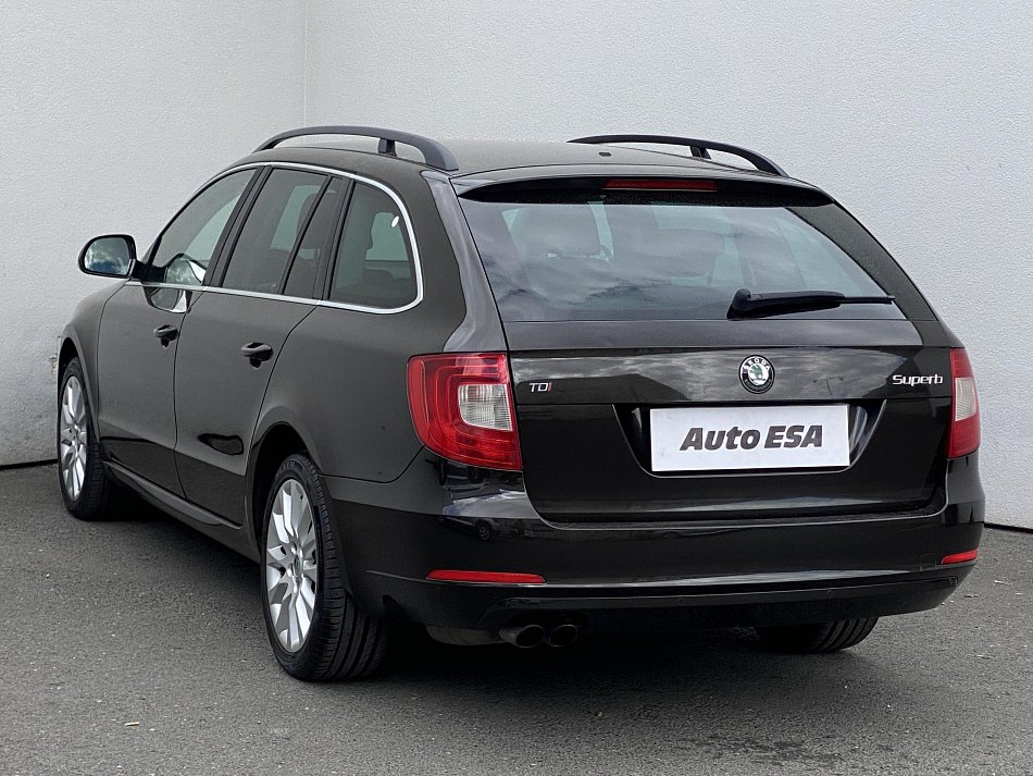 Škoda Superb II 2.0 TDi Ambition