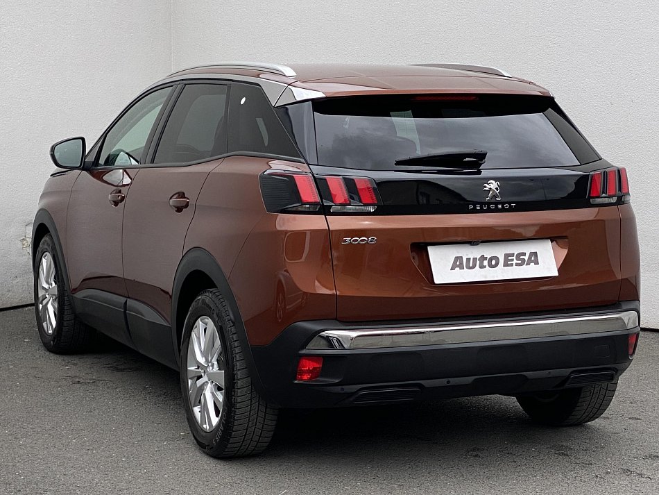 Peugeot 3008 1.2PT 