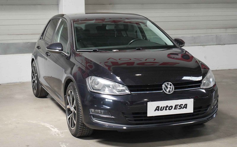 Volkswagen Golf 2.0 TDi 