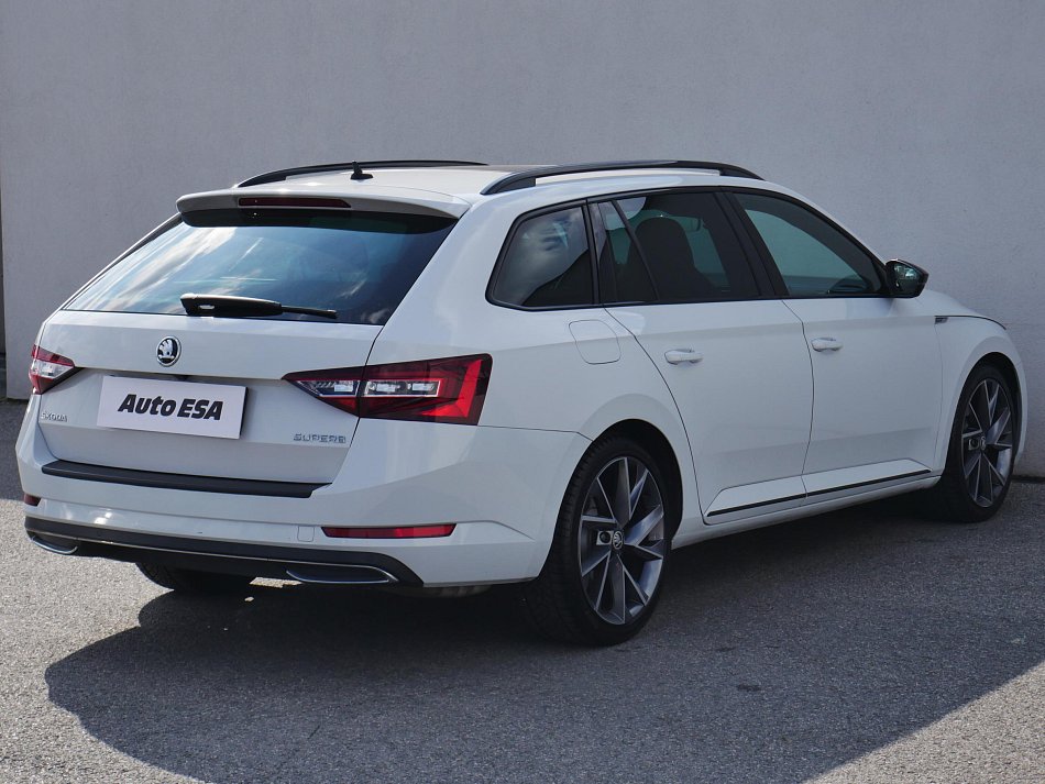 Škoda Superb III 2.0 TSi SportLine