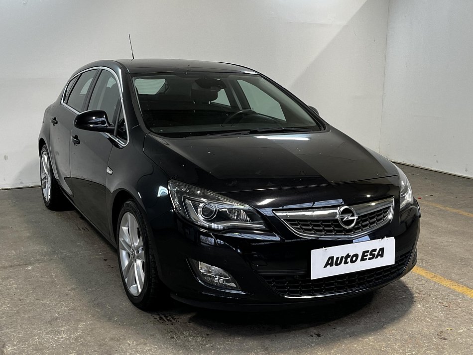 Opel Astra 1.6T Sport