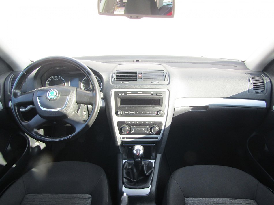 Škoda Octavia II 1.6 TDi Ambition