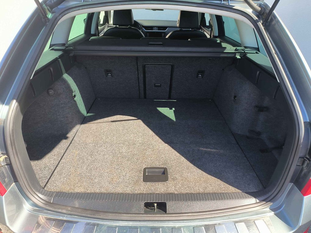 Škoda Octavia III 2.0TDI Elegance