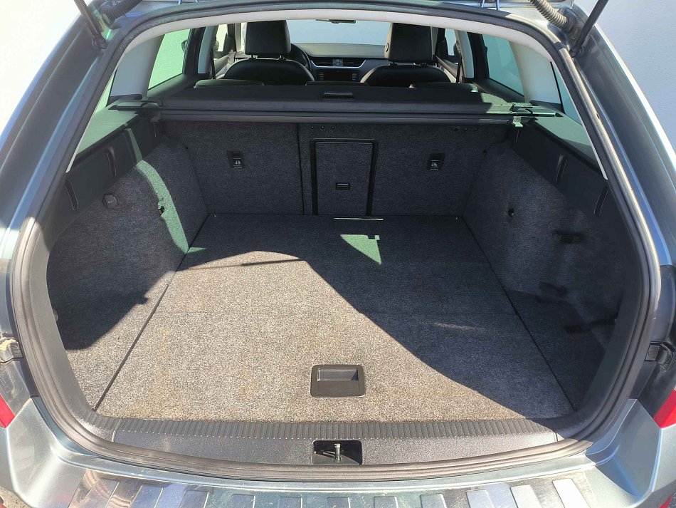 Škoda Octavia III 2.0TDI Elegance