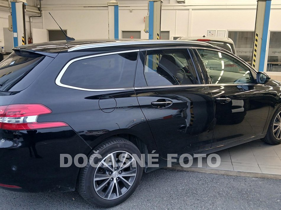Peugeot 308 1.6 HDi 