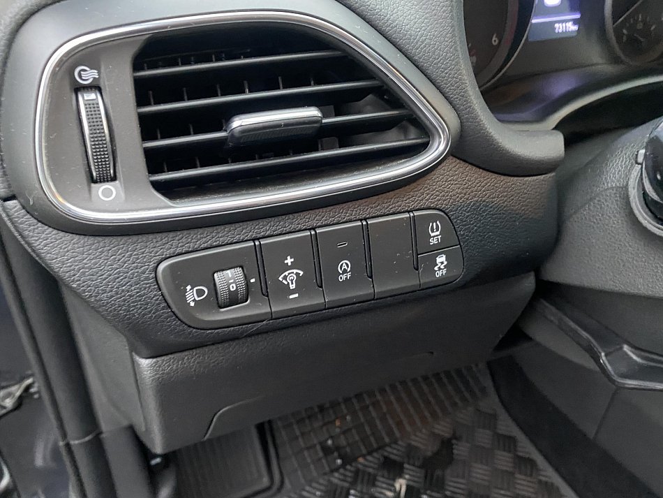 Hyundai I30 1.6 CRDi Trikolor Comfort