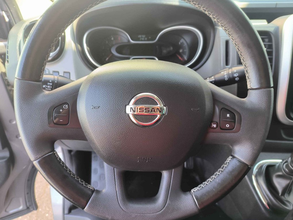 Nissan NV300 1.6dCi  L2H1 8míst