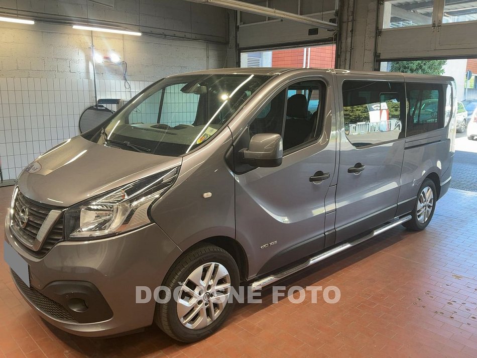 Nissan NV300 1.6dCi  L2H1 8míst