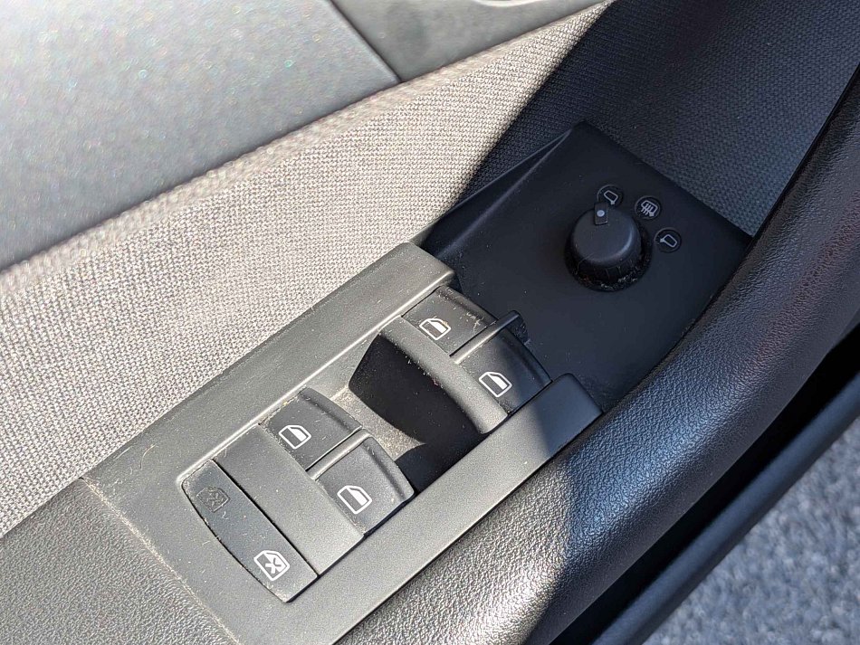 Audi A3 1.6i 