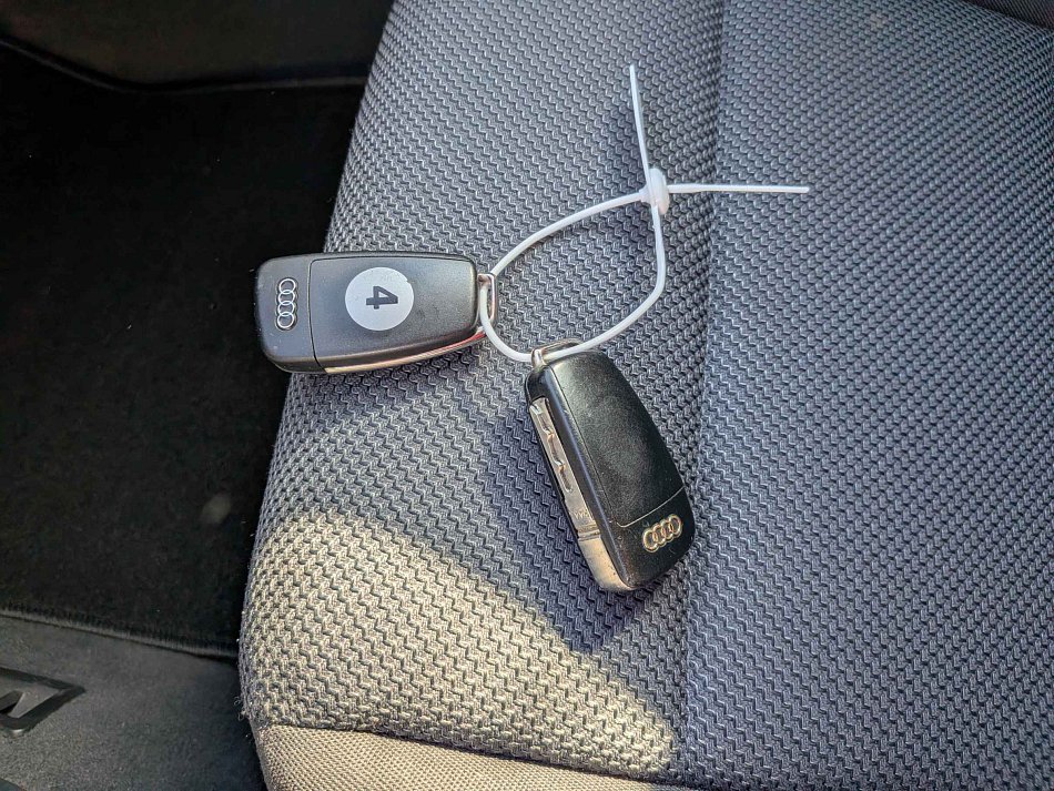 Audi A3 1.6i 