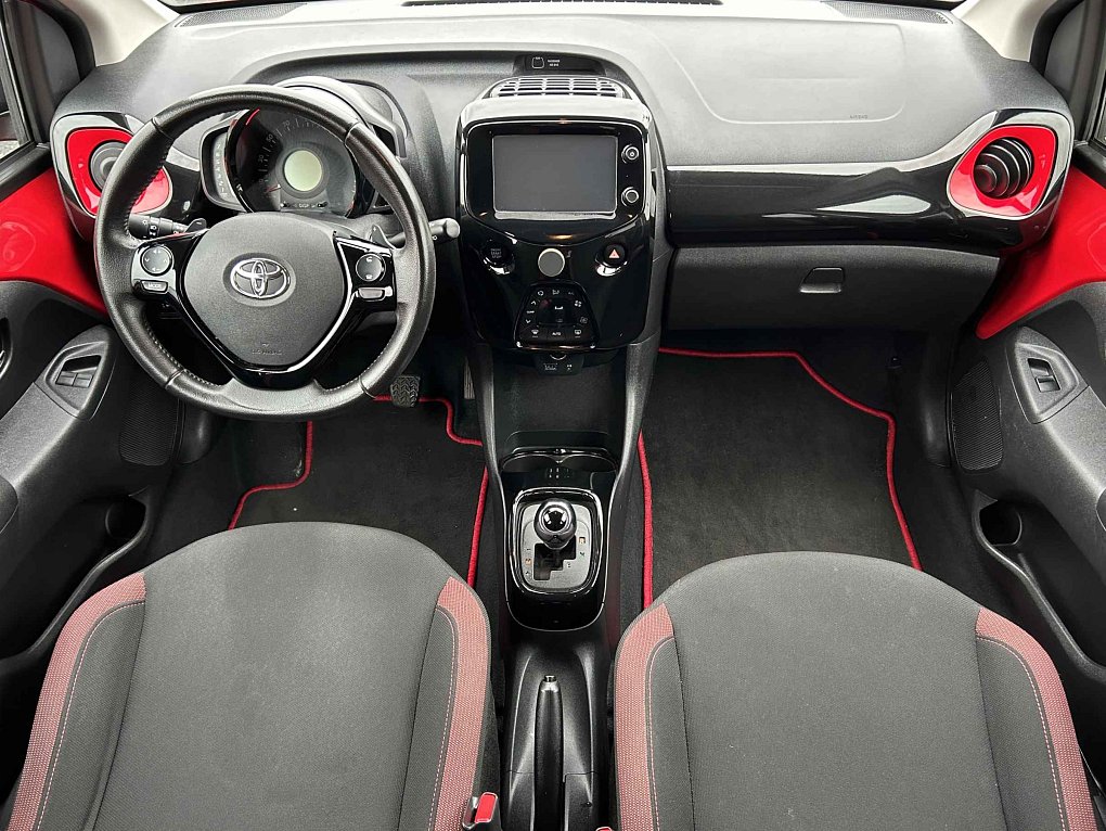 Toyota Aygo 1.0i 