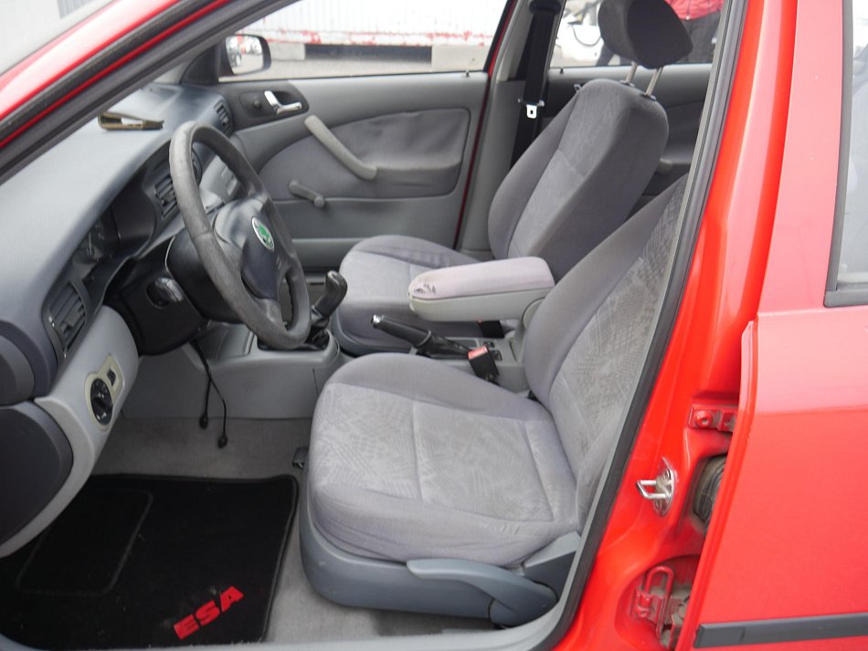 Škoda Octavia 1.6i 