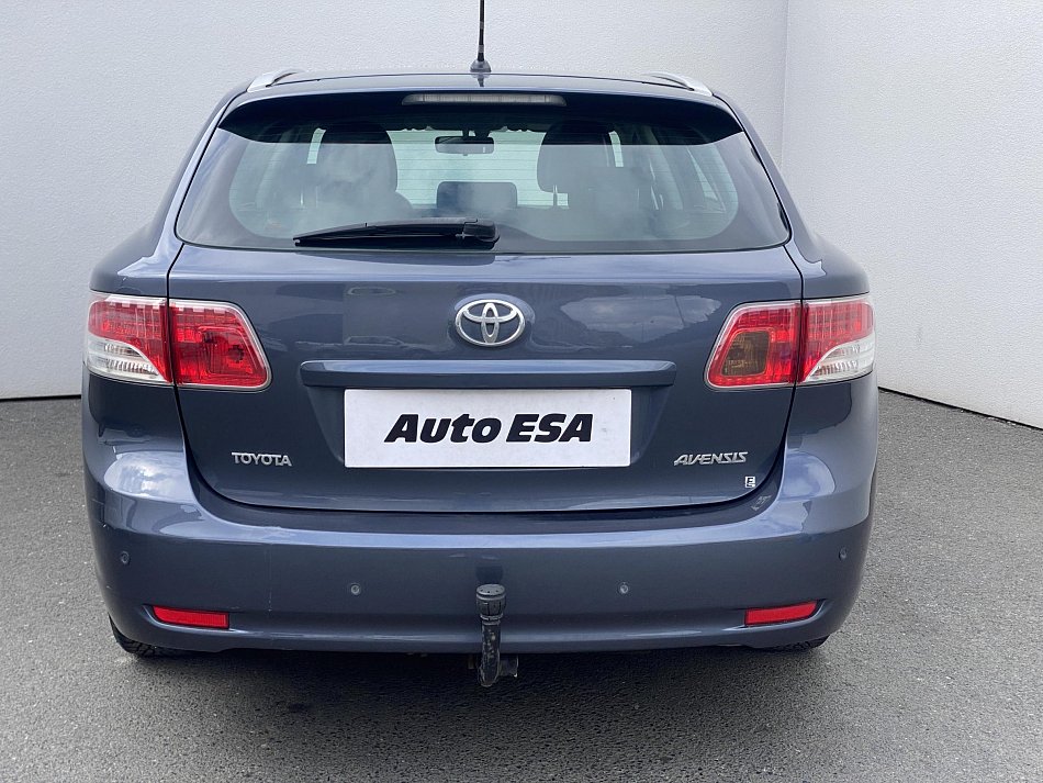 Toyota Avensis 1.8 VVT-i 