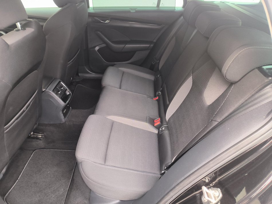 Škoda Octavia IV 2.0 TDi Ambition