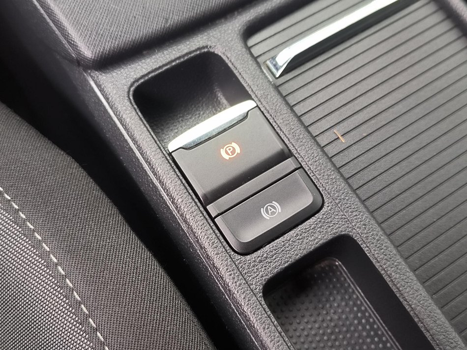 Škoda Octavia IV 2.0 TDi Ambition