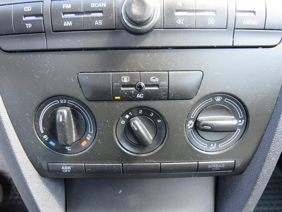 Škoda Octavia II 2.0FSi Ambiente