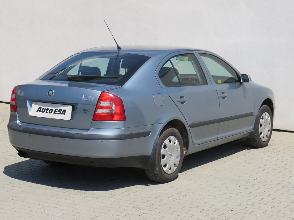 Škoda Octavia II 2.0FSi Ambiente