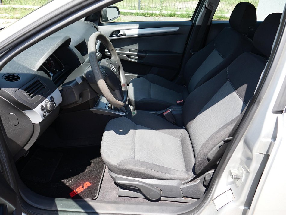 Opel Astra 1.6i 