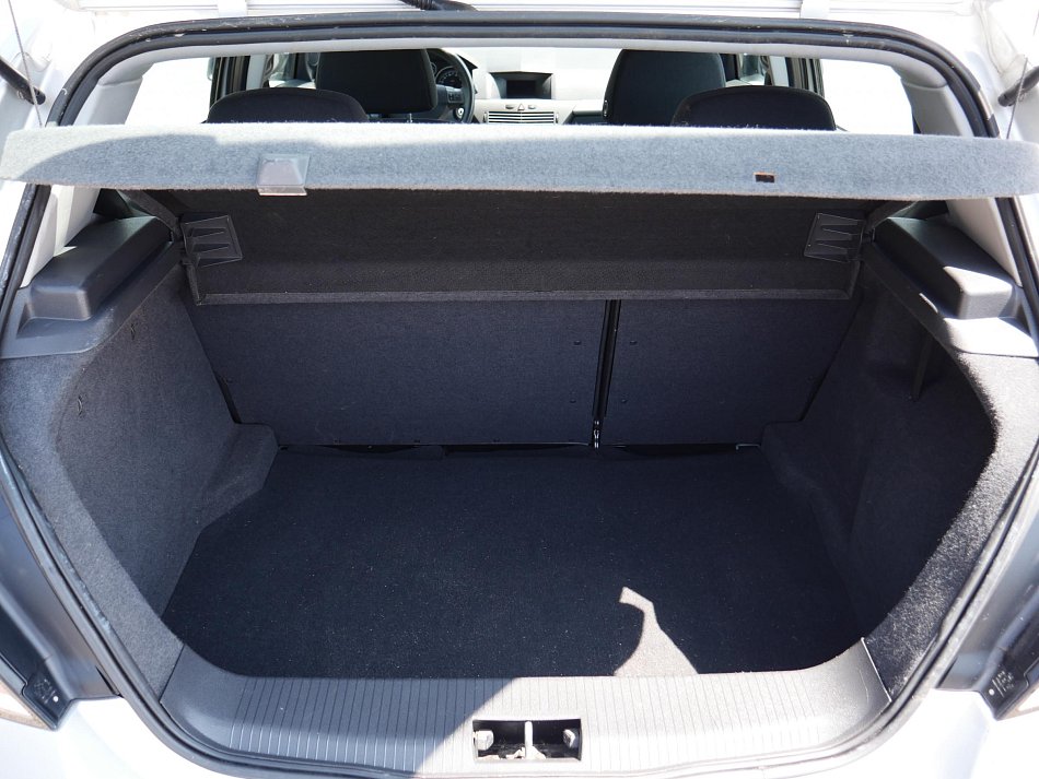 Opel Astra 1.6i 