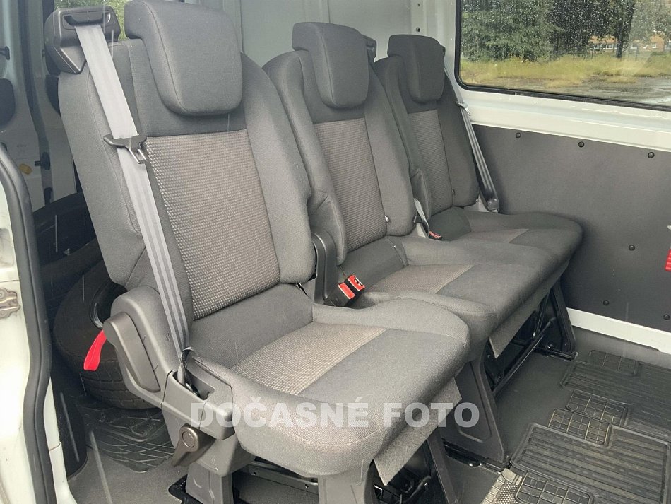 Ford Transit Custom 2.2TDCi  6míst