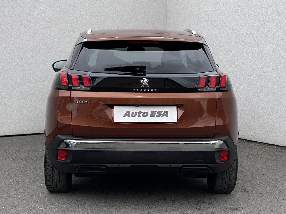 Peugeot 3008 1.2PT 