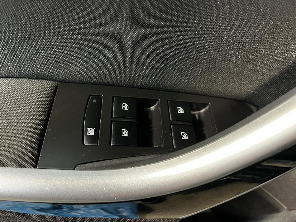 Opel Astra 1.6T Sport