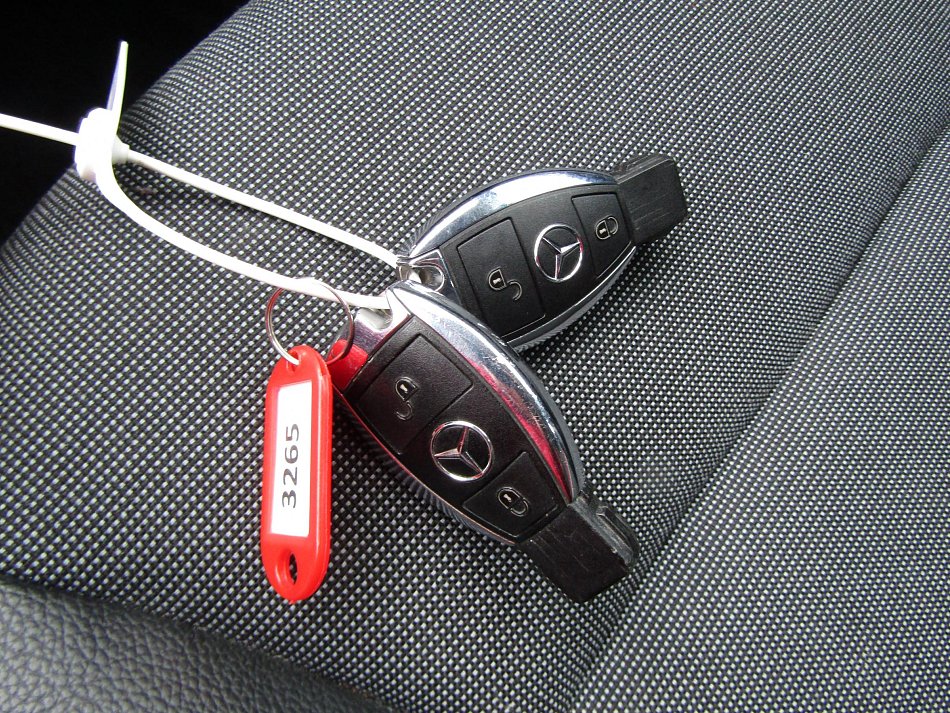 Mercedes-Benz Třída A 1.6i  A180