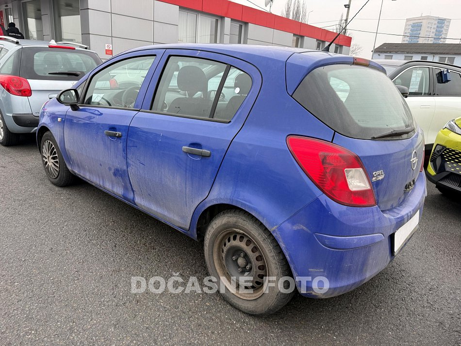 Opel Corsa 1.2i 