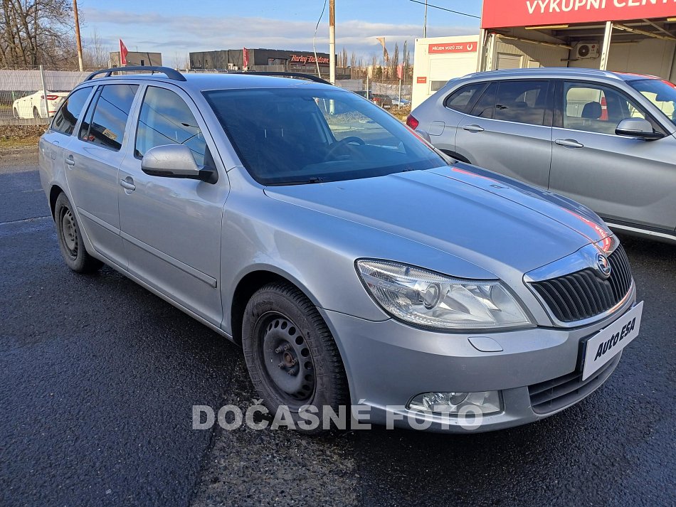 Škoda Octavia II 2.0TDi Elegance