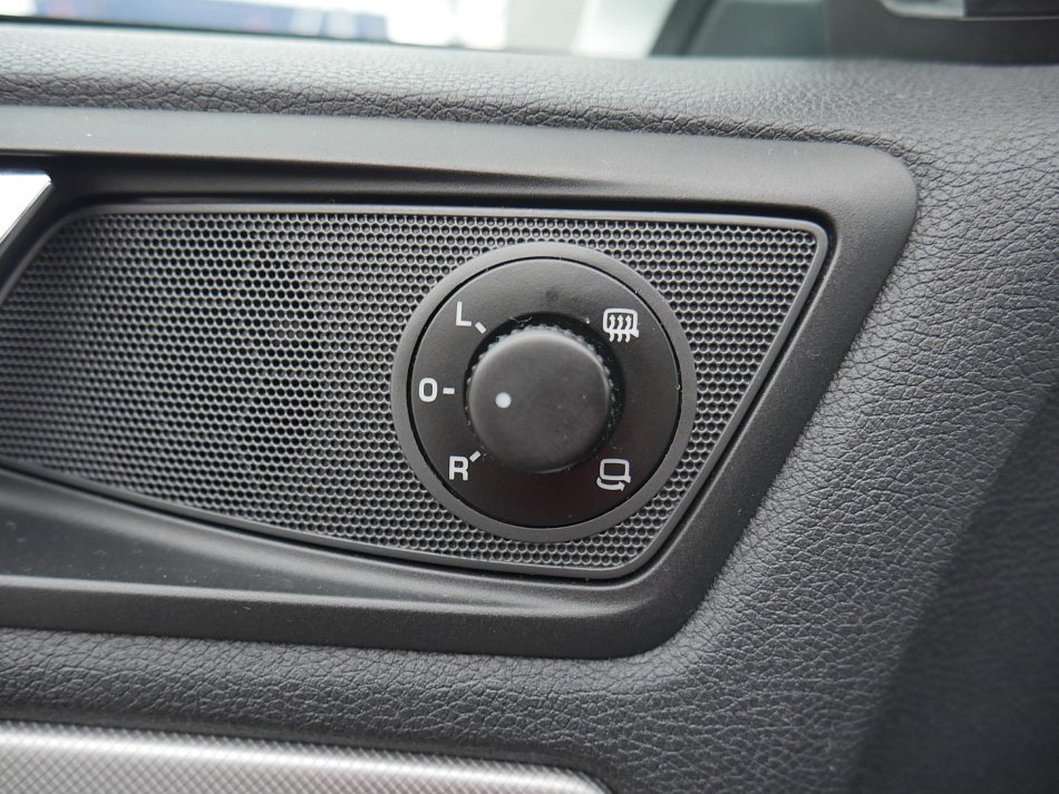 Škoda Octavia II 2.0TDi Elegance