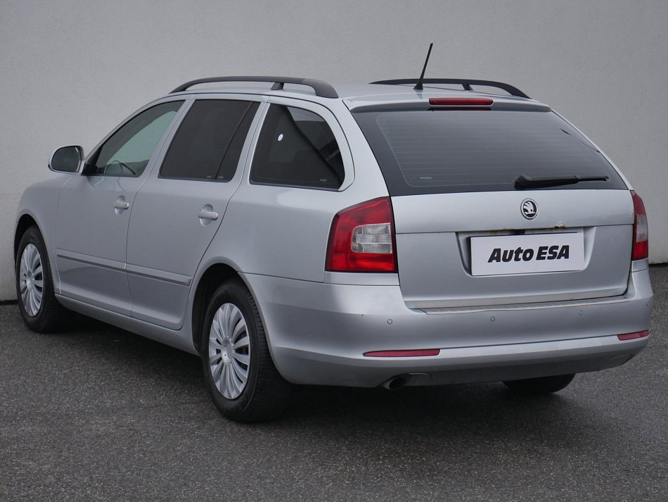 Škoda Octavia II 2.0TDi Elegance