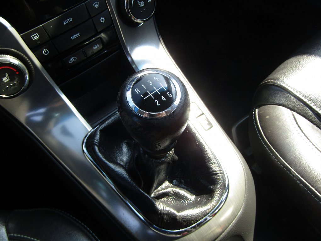 Chevrolet Cruze 1.4i 