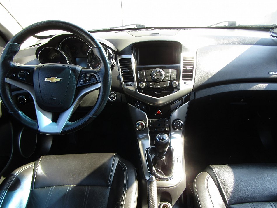 Chevrolet Cruze 1.4i 