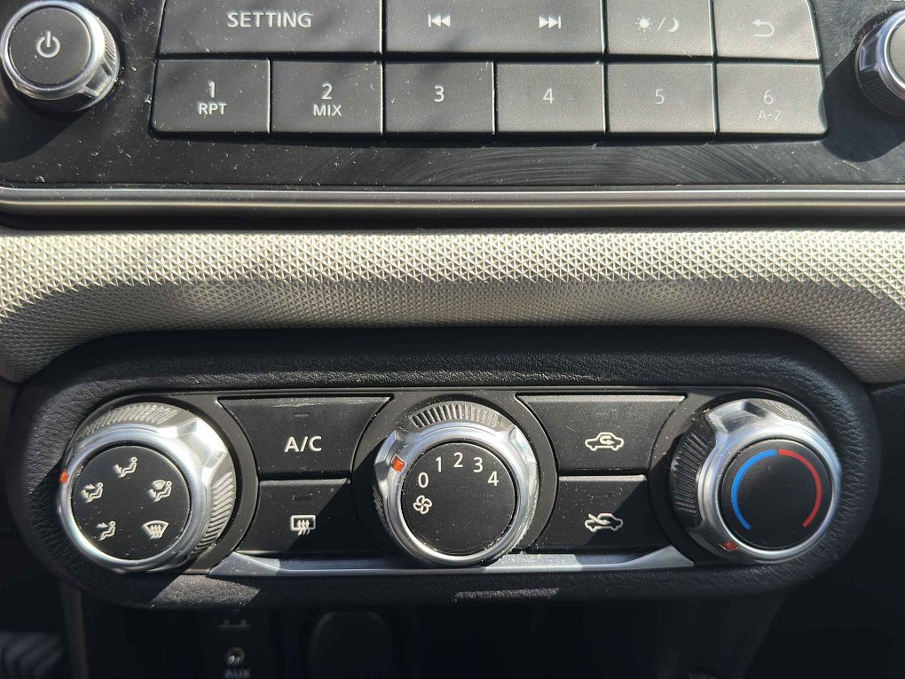 Nissan Micra 1.0 i 