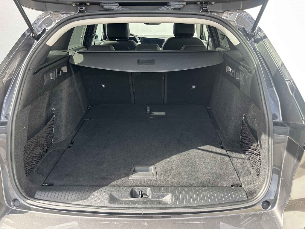 Opel Astra 1.2T Elegance